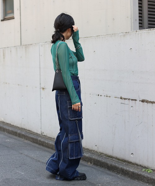 COLONY 2139（コロニートゥーワンスリーナイン）の「シアーメロー切替トップス（Tシャツ/カットソー・レディース・グリーン/グレー/ネイビー/ブラック・FREE）」の13枚目の写真