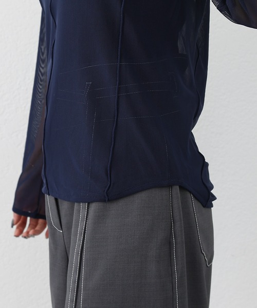 COLONY 2139（コロニートゥーワンスリーナイン）の「シアーメロー切替トップス（Tシャツ/カットソー・レディース・グリーン/グレー/ネイビー/ブラック・FREE）」の15枚目の写真