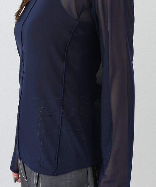 COLONY 2139（コロニートゥーワンスリーナイン）の「シアーメロー切替トップス（Tシャツ/カットソー・レディース・グリーン/グレー/ネイビー/ブラック・FREE）」の21枚目の写真