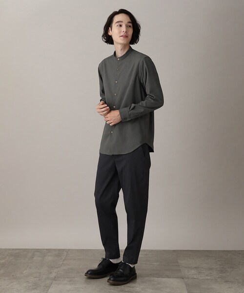 THE SHOP TK （ザ ショップ ティーケー ）の「◆【シワになりにくい/吸水速乾/洗える/イージーケア】テックリーノバンドカラーシャツ（シャツ/ブラウス・メンズ・カーキ/チャコールグレー/ブラック/オフホワイト・03/02/04）」の7枚目の写真