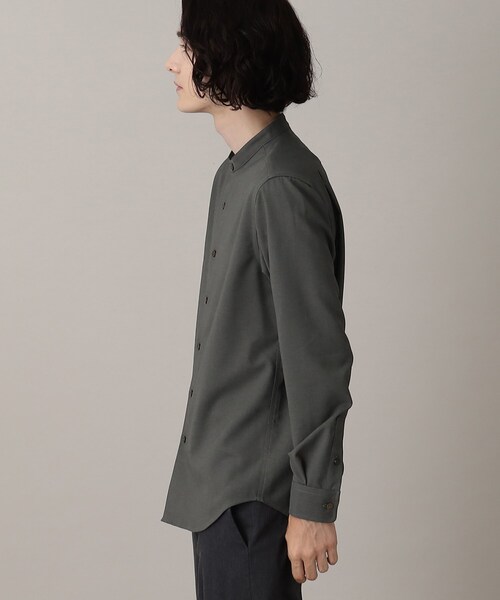 THE SHOP TK （ザ ショップ ティーケー ）の「◆【シワになりにくい/吸水速乾/洗える/イージーケア】テックリーノバンドカラーシャツ（シャツ/ブラウス・メンズ・カーキ/チャコールグレー/ブラック/オフホワイト・03/02/04）」の8枚目の写真