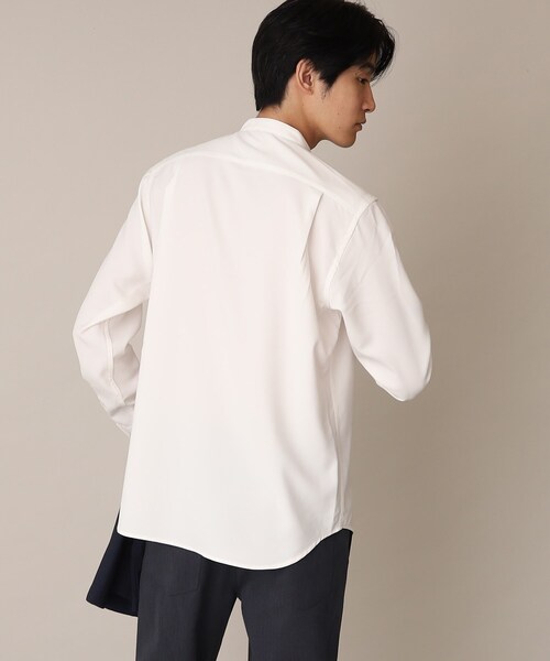 THE SHOP TK （ザ ショップ ティーケー ）の「◆【シワになりにくい/吸水速乾/洗える/イージーケア】テックリーノバンドカラーシャツ（シャツ/ブラウス・メンズ・カーキ/チャコールグレー/ブラック/オフホワイト・03/02/04）」の14枚目の写真