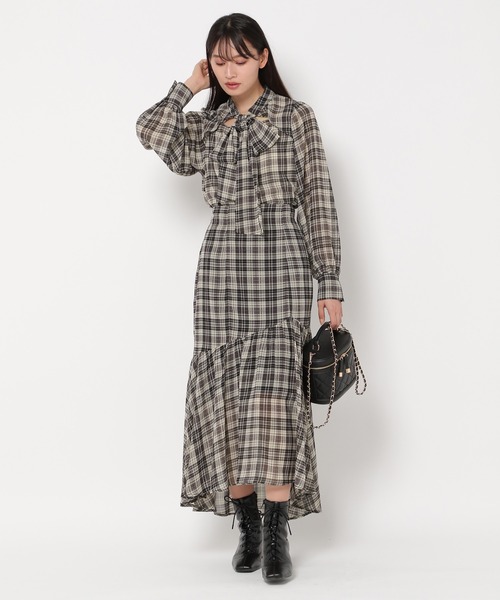 mysty woman（ミスティウーマン）の「イレギュラーヘムチェックスカート 978495（スカート・レディース・ホワイト系その他/ブラック系その他・FREE）」の12枚目の写真