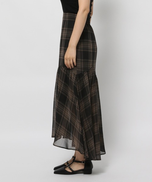mysty woman（ミスティウーマン）の「イレギュラーヘムチェックスカート 978495（スカート・レディース・ホワイト系その他/ブラック系その他・FREE）」の8枚目の写真