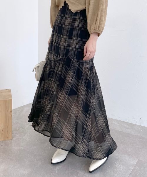 mysty woman（ミスティウーマン）の「イレギュラーヘムチェックスカート 978495（スカート・レディース・ホワイト系その他/ブラック系その他・FREE）」の16枚目の写真