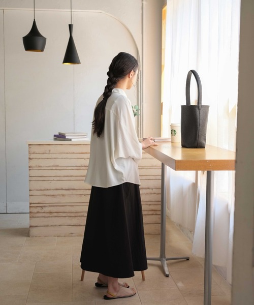 JISTORY（ジストリー）の「JISTORY/ジストリー/ONE HANDLE SHOULDER BAG middle（ショルダーバッグ・レディース・キャメル/アイボリー/ブラック・FREE）」の12枚目の写真