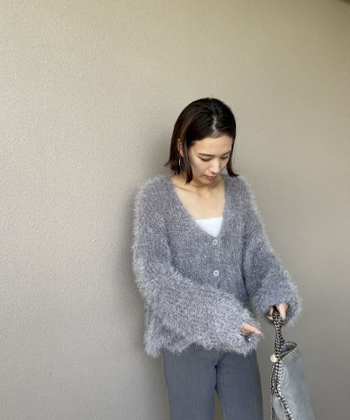 ISOOK(アイスー)の「シャギーニットカーディガン / 前後2way シャギーニット ニットカーディガン ルーズニット シャギートップス(カーディガン/ボレロ・レディース・グレー/ブラック・FREE)」の7枚目の写真