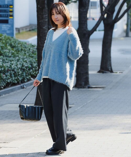 B:MING by BEAMS（ビーミングバイビームス）の「B:MING by BEAMS / ロングスリーブ Tシャツ × シャギーニット セット（ニット/セーター・レディース・ブラック/ブルー系その他2/グレー/グリーン・ONE SIZE）」の19枚目の写真