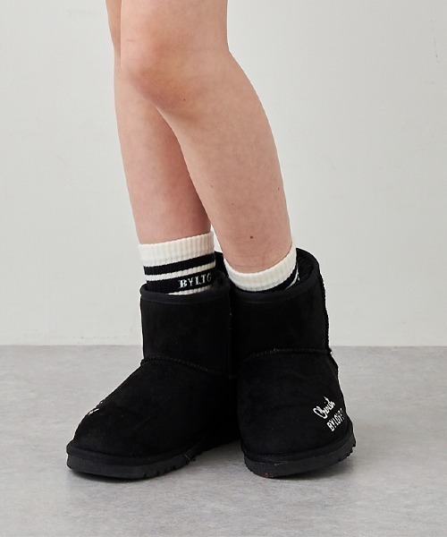 by LOVEiT（バイラビット）の「エコスエードムートンブーツ（スニーカー・キッズ・ブラック/グレー/モカ・21cm/23cm/22cm/24cm）」の2枚目の写真