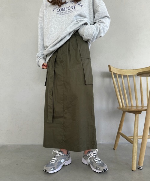 un+frame（アンフレーム）の「buckle belt long skirt／バックルベルトロングカーゴスカート（スカート・レディース・ホワイト/アイボリー/ブラック/カーキ・FREE）」の14枚目の写真