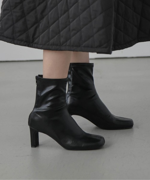 AMELY（エミリー）の「エコレザーショートブーツ（ブーツ・レディース・ブラウン/ブラック・35/36/37/38/39/40）」の18枚目の写真