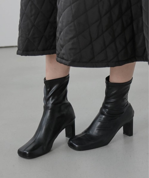 AMELY（エミリー）の「エコレザーショートブーツ（ブーツ・レディース・ブラウン/ブラック・35/36/37/38/39/40）」の9枚目の写真