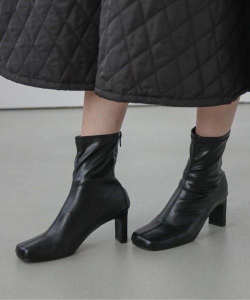 AMELY（エミリー）の「エコレザーショートブーツ（ブーツ・レディース・ブラウン/ブラック・35/36/37/38/39/40）」の12枚目の写真