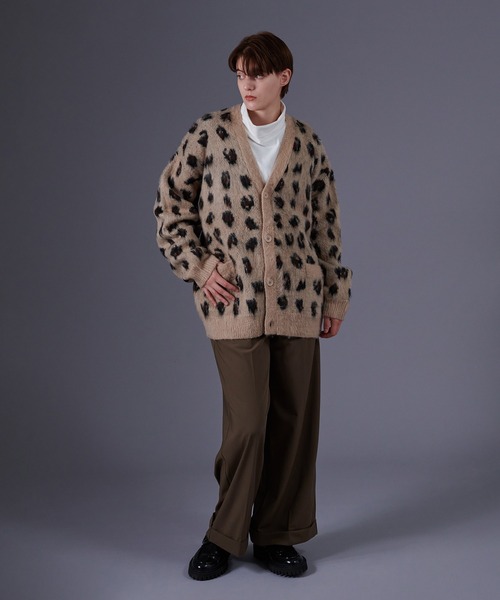 ONCILY(オンシェリー)の「LEOPARD V-NECK KNIT CARDIGAN / レオパードVネックニットカーディガン(カーディガン/ボレロ・メンズ・ブラウン/ブルー・MEDIUM/LARGE)」の16枚目の写真