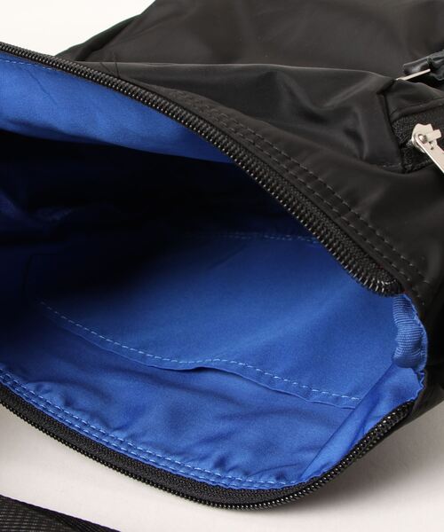 anello（アネロ）の「URBAN O.D SHOULDER BAG（ショルダーバッグ・レディース・レッド/ネイビー/ブラック/グレー/カーキ・-）」の11枚目の写真