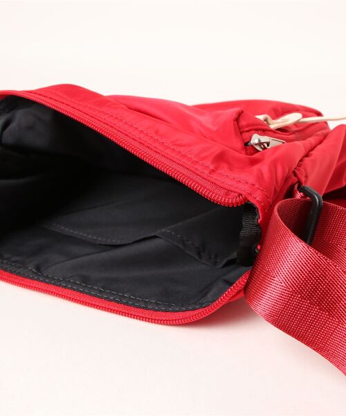 anello（アネロ）の「URBAN O.D SHOULDER BAG（ショルダーバッグ・レディース・レッド/ネイビー/ブラック/グレー/カーキ・-）」の14枚目の写真