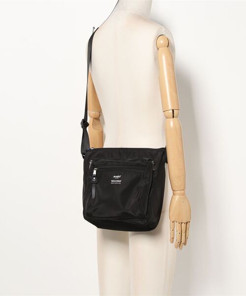 anello（アネロ）の「URBAN O.D SHOULDER BAG（ショルダーバッグ・レディース・レッド/ネイビー/ブラック/グレー/カーキ・-）」の16枚目の写真