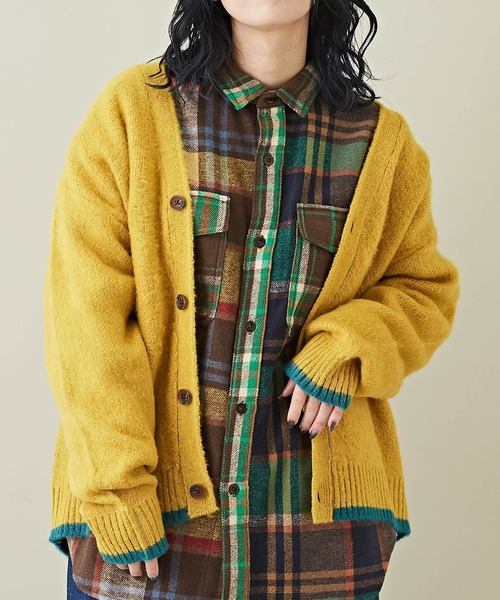 CUBE SUGAR（キューブシュガー）の「モヘアタッチジャガード無地Vネックカーディガン（カーディガン/ボレロ・レディース・マスタード/ネイビー/ホワイト/レッド/ブラック・M）」の4枚目の写真