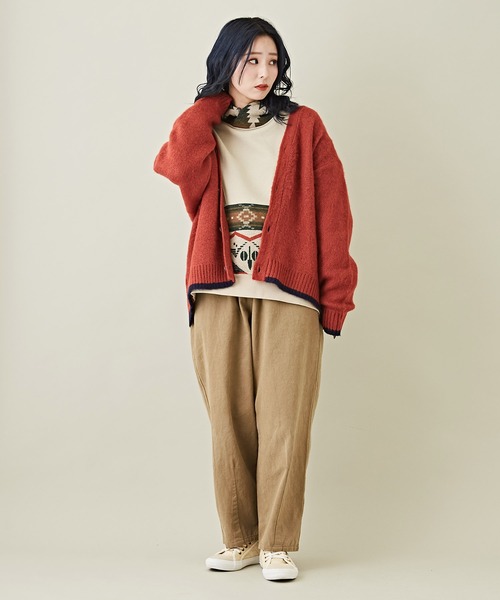 CUBE SUGAR（キューブシュガー）の「モヘアタッチジャガード無地Vネックカーディガン（カーディガン/ボレロ・レディース・マスタード/ネイビー/ホワイト/レッド/ブラック・M）」の19枚目の写真