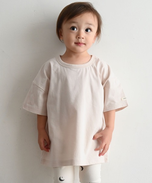 PUPPAPUPO（プッパプーポ）の「オーバーサイズ 半袖 Tシャツ（Tシャツ/カットソー・キッズ・ベージュ/ミント/ブラウン/グレー/チャコールグレー/アイボリー/グレイッシュベージュ/ベビーピンク/イエロー/ホワイト/オートミール/チャコール・80/90/100/110/120/130）」の12枚目の写真