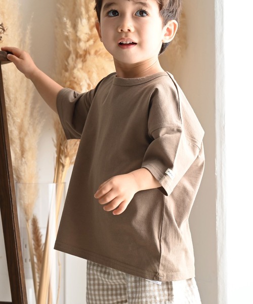 PUPPAPUPO（プッパプーポ）の「オーバーサイズ 半袖 Tシャツ（Tシャツ/カットソー・キッズ・ベージュ/ミント/ブラウン/グレー/チャコールグレー/アイボリー/グレイッシュベージュ/ベビーピンク/イエロー/ホワイト/オートミール/チャコール・80/90/100/110/120/130）」の7枚目の写真