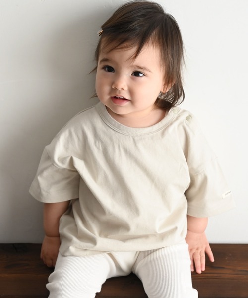 PUPPAPUPO（プッパプーポ）の「オーバーサイズ 半袖 Tシャツ（Tシャツ/カットソー・キッズ・ベージュ/ミント/ブラウン/グレー/チャコールグレー/アイボリー/グレイッシュベージュ/ベビーピンク/イエロー/ホワイト/オートミール/チャコール・80/90/100/110/120/130）」の9枚目の写真