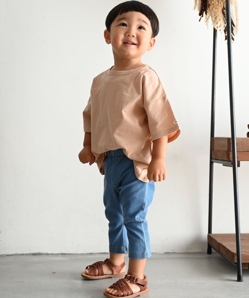PUPPAPUPO（プッパプーポ）の「オーバーサイズ 半袖 Tシャツ（Tシャツ/カットソー・キッズ・ベージュ/ミント/ブラウン/グレー/チャコールグレー/アイボリー/グレイッシュベージュ/ベビーピンク/イエロー/ホワイト/オートミール/チャコール・80/90/100/110/120/130）」の15枚目の写真
