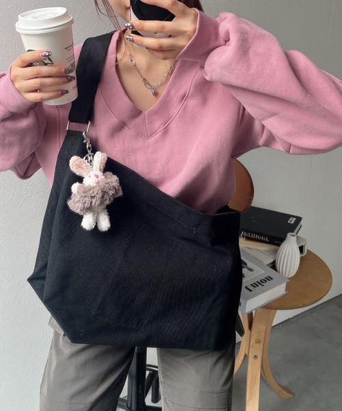 LAC-VERT(ラック・ヴェール)の「【ユニセックス】キャンバスショルダーバッグ(ショルダーバッグ・レディース・ホワイト/ブラック・FREE)」の13枚目の写真