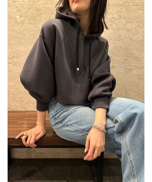 LAGUNAMOON（ラグナムーン）の「ショートフーディー（パーカー・レディース・アイボリー/チャコールグレー/ベージュ・FREE）」の10枚目の写真