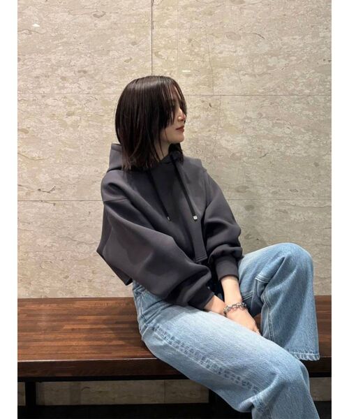 LAGUNAMOON（ラグナムーン）の「ショートフーディー（パーカー・レディース・アイボリー/チャコールグレー/ベージュ・FREE）」の12枚目の写真