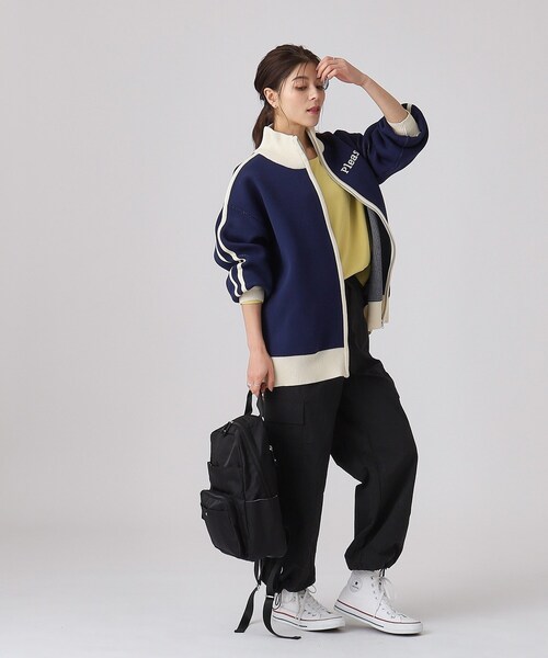 SHOO・LA・RUE(シューラルー)の「◆【撥水/A4/13ポケット】整理整頓できちゃうリュック(バックパック/リュック・レディース・ブラック/グレー系3/ブラック系4・00)」の20枚目の写真