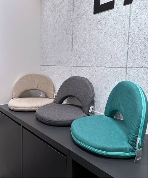 コンパクト座椅子 / 107511（インテリア雑貨）｜LAKOLE（ラコレ）の