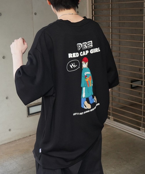Red Cap Girl（レッドキャプガール）の「【RED CAP GIRL × PEZ】RCG×PEZコラボ フロント / バックプリント ドレープとろみ ビッグシルエットポンチTシャツ カットソー（Tシャツ/カットソー・メンズ・ホワイト/ブラック/ベージュ系その他/ブルー系その他/ブラック系その他/グレー系その他/ブルー/ホワイト系その他/ベージュ/グレー・M/L/XL）」の3枚目の写真