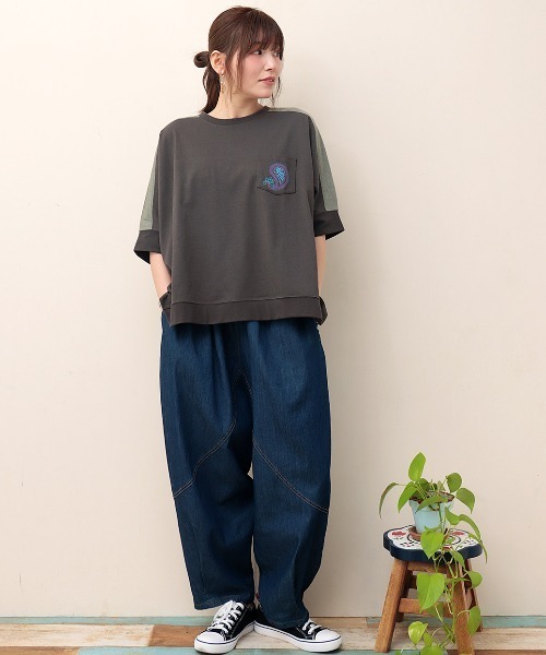 チチカカ（チチカカ）の「シャンブレードッキングビッグＴシャツ（Tシャツ/カットソー・レディース・チャコールグレー/ブルー/ベージュ・FREE）」の12枚目の写真