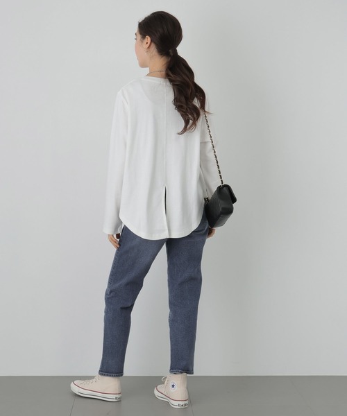 saloon(サルーン)の「SALOON(サルーン)/《再入荷》バックスリットロンT【手洗い可】長袖(Tシャツ/カットソー・レディース・ブラック/オフホワイト・FREE)」の4枚目の写真