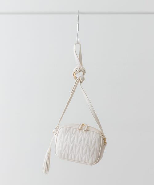 RODE SKO（ロデスコ）の「タッセル付ステッチショルダーバッグ（ショルダーバッグ・レディース・ミント/ホワイト・ONE）」の2枚目の写真
