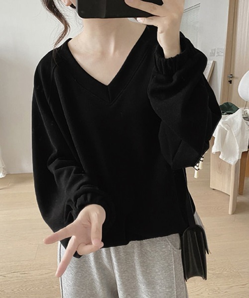 Miniministore（ミニミニストア）の「Vネック 着やせ 長袖プルオーバー 無地（Tシャツ/カットソー・レディース・ライトイエロー/ブラック/イエロー・FREE）」の4枚目の写真
