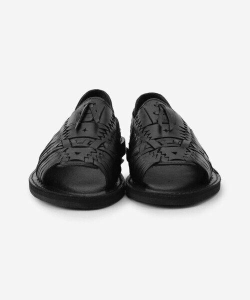 CHAMULA（チャムラ）の「CHAMULA | レザースリッポンシューズ UXMAL BLACK WOMEN（サンダル・レディース・ブラック・24/24.5）」の5枚目の写真