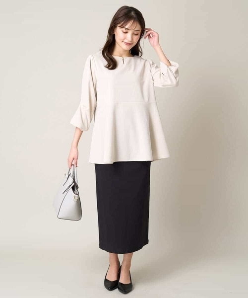 a.v.v（アーヴェヴェ）の「【イージーケア/洗濯機で洗える】タックパフペプラムチュニックトップス（Tシャツ/カットソー・レディース・ライトグレー/ブラック・34/38/36/42/40）」の11枚目の写真