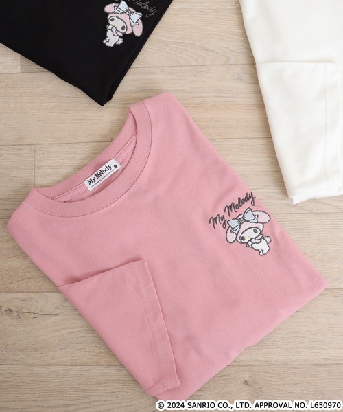 sanrio(サンリオ)の「Sanrio characters サンリオキャラクターズ レディース半袖Tシャツ(Tシャツ/カットソー・レディース・ピンクベージュ/サックスブルー/オフホワイト/ブラック/ネイビー/ホワイト/サックスブルー系/ブラック系1/ホワイト系その他/ブラック系/ライトパープル/チャコール/アイボリー/ピンク系その他/ライトピンク/アイボリー系/ブラック系2/ホワイト系その他2・M/L)」の17枚目の写真