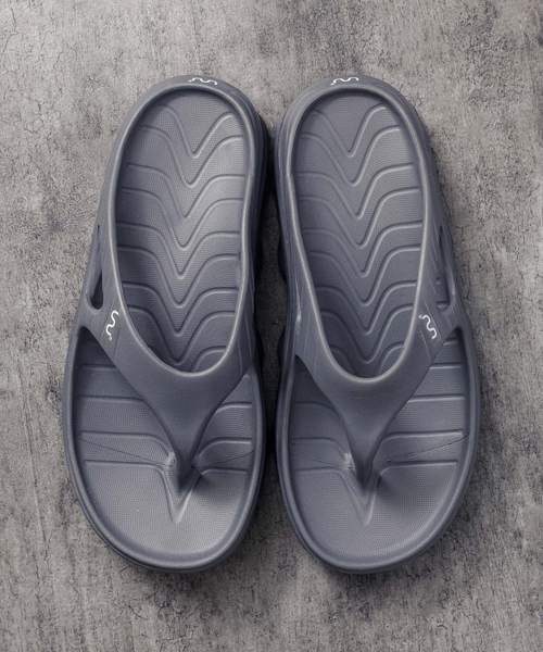 〈ダブリュー（DOUBLEU ）〉W4 RIVA/トング型/リカバリーサンダル（サンダル）｜ABAHOUSE（アバハウス）