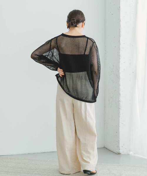 ITEMS URBANRESEARCH（アイテムズ アーバンリサーチ）の「メッシュニットプルオーバー（ニット/セーター・レディース・ブラウン/グレー系その他/ブラック・FREE）」の21枚目の写真