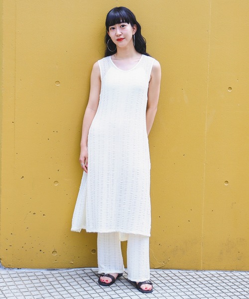 Ray BEAMS(レイビームス)の「Ray BEAMS / シャーリング ストレッチ スリット ワンピース(ワンピース・レディース・ホワイト系その他6/ブラック・ONE SIZE)」の11枚目の写真