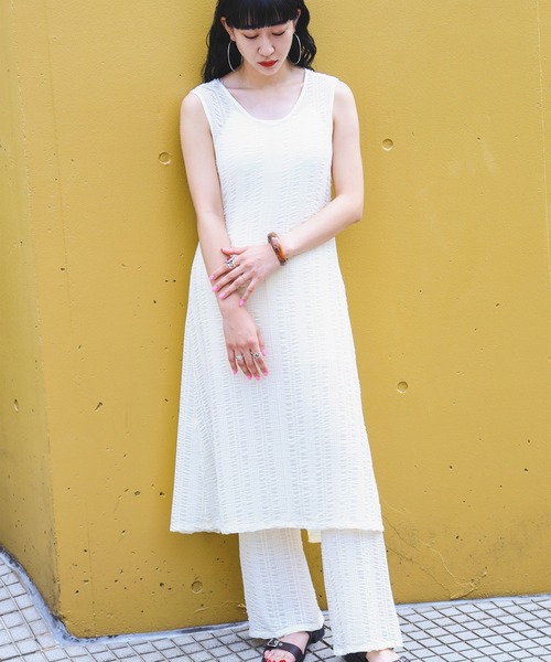 Ray BEAMS(レイビームス)の「Ray BEAMS / シャーリング ストレッチ スリット ワンピース(ワンピース・レディース・ホワイト系その他6/ブラック・ONE SIZE)」の16枚目の写真