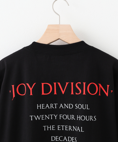 PLEASURES(プレジャー)の「【PLEASURES / プレジャー × JOY DIVISION】HANDS T-SHIRT(Tシャツ/カットソー・メンズ・ブラック・MEDIUM/LARGE)」の4枚目の写真