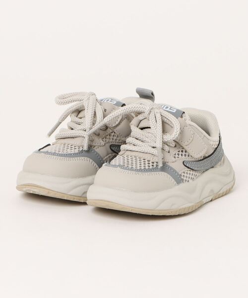 shoes365（シューズスリーシックスファイヴ）の「【shoes365】子供用メッシュデザインスニーカー（スニーカー・キッズ・ベージュ/グレー・13.0cm/13.5cm/14.0cm/15.0cm/15.5cm）」の20枚目の写真