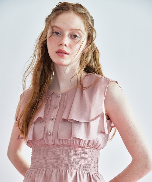 REDYAZEL(レディアゼル)の「シャイニー楊柳フリルブラウス(シャツ/ブラウス・レディース・ブラック/ピンク/グレー・FREE)」の16枚目の写真