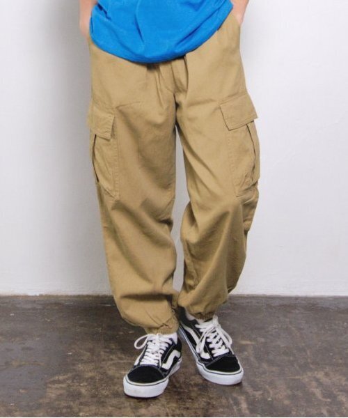 GLAZOS（グラソス）の「【大人向けサイズあり】コットンツイル・カーゴパンツ（その他パンツ・キッズ・ブラック/ベージュ/グリーン・170cm/160cm/150cm/140cm）」の3枚目の写真