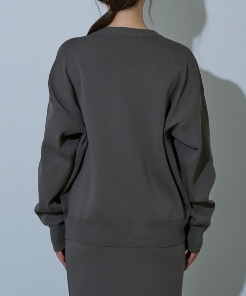 COLONY 2139（コロニートゥーワンスリーナイン）の「エステルヤーンカーディガン（カーディガン/ボレロ・レディース・パープル/ライトグレー/レッド/ブラック/チャコールグレー/ブルー/サックスブルー/ピンク/ブラウン/スカイブルー/モカ/レッド系その他/バーガンディー/オレンジ/イエロー/ミント・FREE）」の21枚目の写真