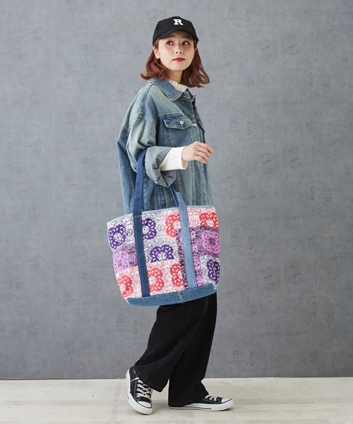 CUBE SUGAR（キューブシュガー）の「ペイズリー柄トートバッグ（トートバッグ・レディース・ブルー系その他/パープル系その他・M）」の5枚目の写真